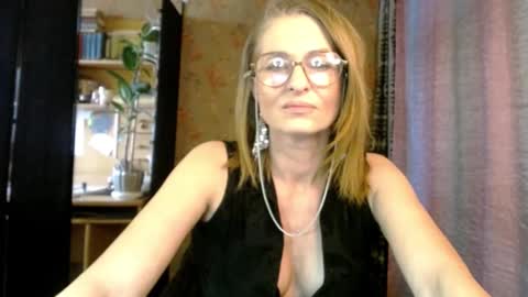 Snapshot of soniadance chatting on March 2026 02:44:02 PM Sonia online show from March 2026 02:44:02 PM