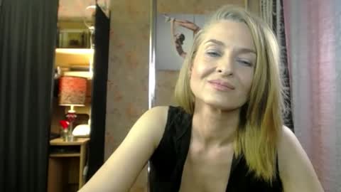 Snapshot of soniadance chatting on April 2026 02:11:02 PM Sonia online show from April 2026 02:11:02 PM