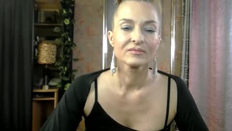 Snapshot of soniadance chatting on April 2026 01:50:02 PM Sonia online show from April 2026 01:50:02 PM