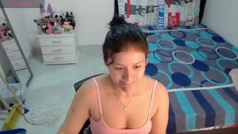 sonialatin69 online show from April 2026 12:10:01 PM