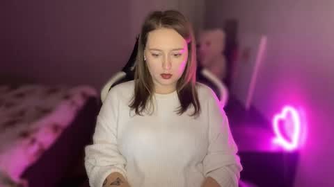 Snapshot of sonibear chatting on February 2026 06:12:01 PM OksiFels online show from February 2026 06:12:01 PM