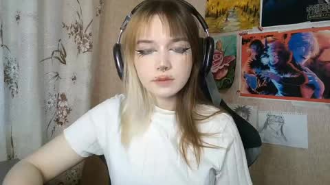 Mila online show from May 2026 03:20:01 PM