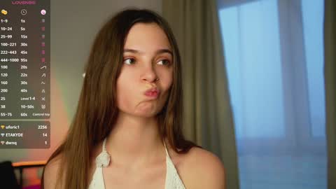 Eva 3 online show from December 2024 12:33:02 PM