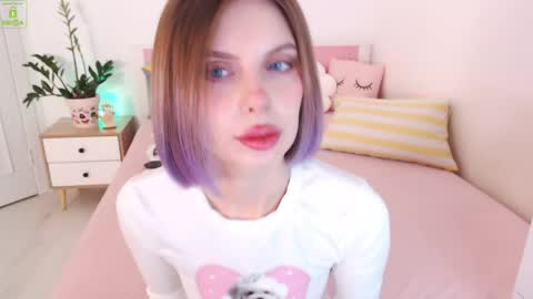 Sonya Lime online show from May 2026 07:04:02 AM