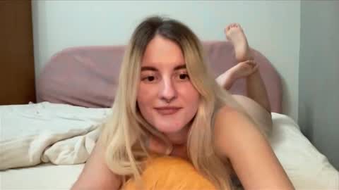 Snapshot of sonyawalker chatting on February 2025 09:20:02 PM Sonya online show from February 2025 09:20:02 PM