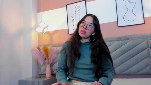 Sophi online show from March 2026 01:25:01 PM