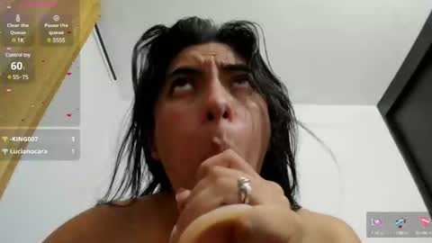 Snapshot of sophia_118 chatting on March 2025 12:33:02 AM sophia_118 online show from March 2025 12:33:02 AM