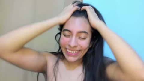 Snapshot of sophia_118 chatting on May 2026 05:52:02 PM sophia_118 online show from May 2026 05:52:02 PM