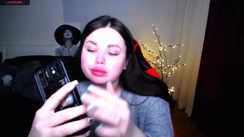 sophia__olsen online show from March 2025 06:37:01 AM