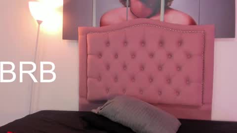 Snapshot of sophia_brunett chatting on February 2025 07:26:02 AM Sophia online show from February 2025 07:26:02 AM