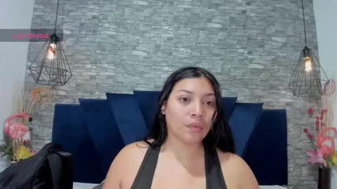Sophia  online show from October 2025 12:04:02 PM