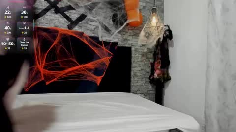 Snapshot of sophia_brunett chatting on October 2025 11:56:02 AM Sophia online show from October 2025 11:56:02 AM