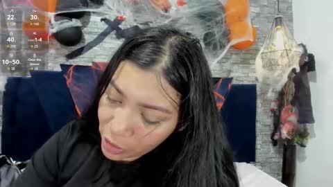 Snapshot of sophia_brunett chatting on October 2025 11:55:01 AM Sophia online show from October 2025 11:55:01 AM