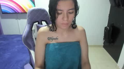 Snapshot of sophia_cossio2 chatting on February 2025 12:10:01 AM Sara Sophia online show from February 2025 12:10:01 AM