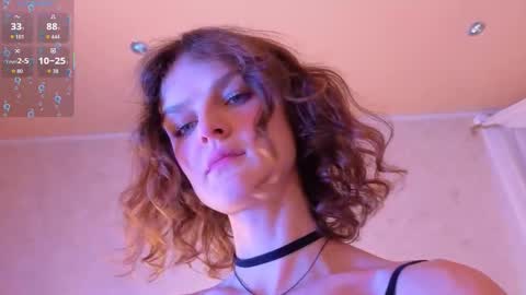 Snapshot of sophia_dreamy chatting on November 2025 02:01:01 AM Sophia online show from November 2025 02:01:01 AM