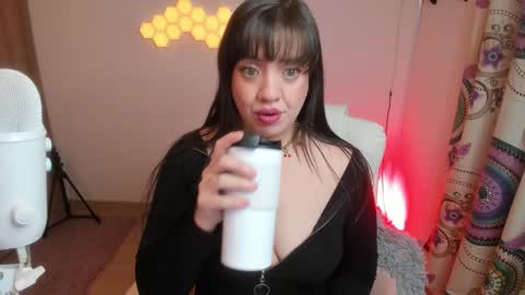 sophia_grants online show from October 2025 06:03:01 AM