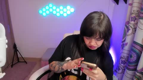 sophia_grants online show from October 2025 05:42:02 AM