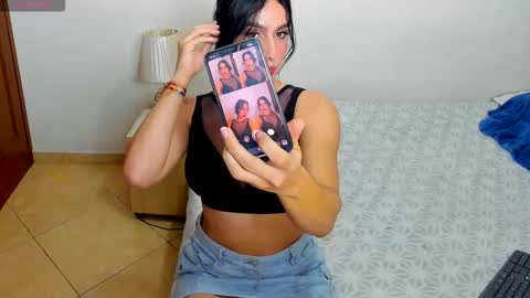 Snapshot of sophia_harry chatting on September 2025 02:57:01 AM sophia CM online show from September 2025 02:57:01 AM