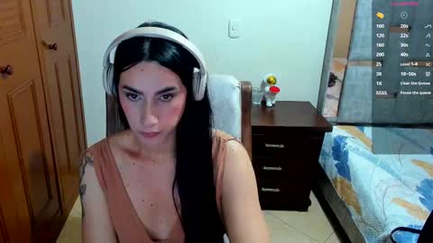 Snapshot of sophia_harry chatting on October 2025 04:10:02 AM sophia CM online show from October 2025 04:10:02 AM