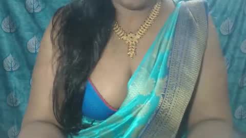 Snapshot of sophia_indian chatting on November 2025 05:06:02 AM Sophia Tamil online show from November 2025 05:06:02 AM