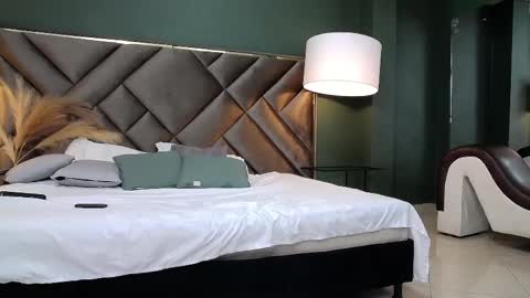 Sofia online show from March 2025 03:07:01 PM