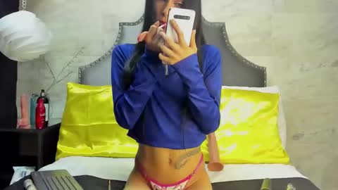 Sophia  online show from April 2026 07:22:02 PM