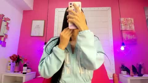 Sophia  online show from July 2026 07:27:01 PM