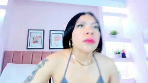 Snapshot of sophia_salem chatting on February 2026 12:02:01 PM Sophi online show from February 2026 12:02:01 PM