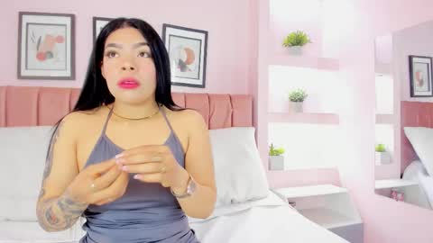 Sophi online show from March 2026 12:11:01 PM