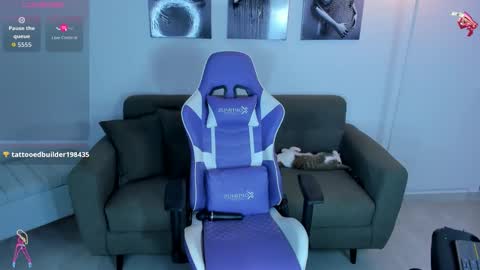 Sophia Wilians  online show from October 2025 10:23:02 PM