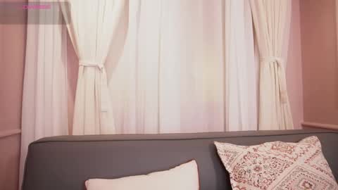 Snapshot of sophia_wilsonn_ chatting on October 2025 11:21:01 AM Sofi online show from October 2025 11:21:01 AM