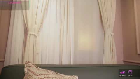 Snapshot of sophia_wilsonn_ chatting on November 2025 11:12:01 AM Sofi online show from November 2025 11:12:01 AM