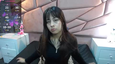 Sophi  online show from September 2025 04:01:02 PM