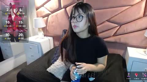 Sophi  online show from October 2025 01:23:02 PM