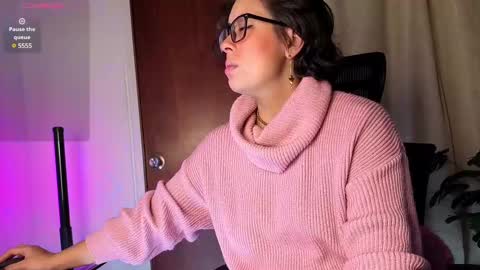 Sophia online show from March 2025 02:34:01 AM