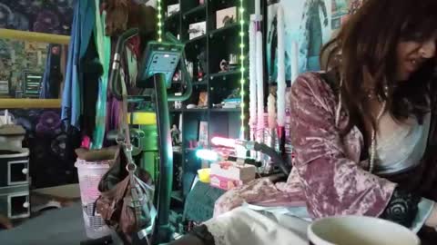 Sophie Satin1980 online show from March 2026 03:01:01 PM