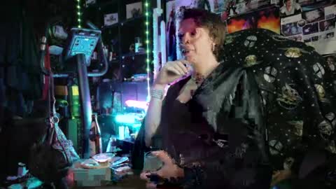 Sophie Satin1980 online show from June 2026 11:36:01 PM