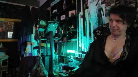 Sophie Satin1980 online show from June 2026 10:56:02 PM