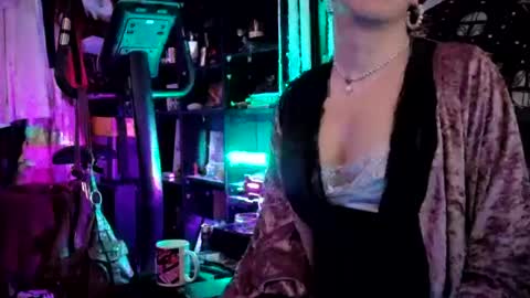 Sophie Satin1980 online show from June 2026 12:44:01 AM