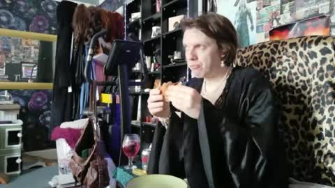 Sophie Satin1980 online show from July 2026 01:06:02 PM