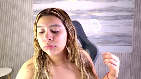 sophie online show from May 2026 12:11:02 PM