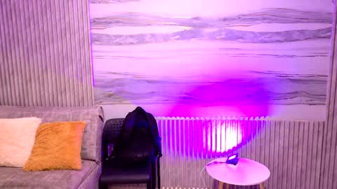 sophie online show from May 2026 11:18:02 AM