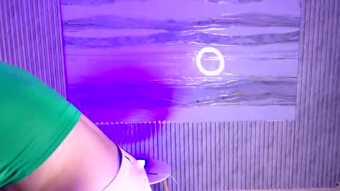 sophie online show from June 2026 12:08:02 PM