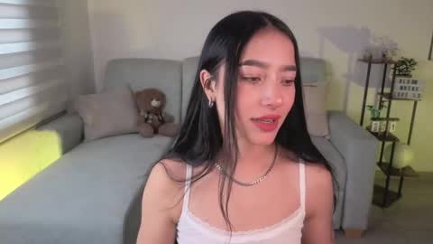 Sophie  online show from March 2026 03:34:02 PM