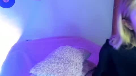 Sophie online show from March 2026 05:13:01 AM