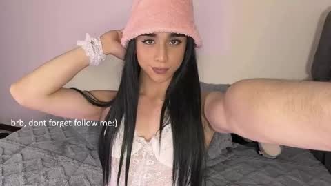 Sophie online show from February 2026 06:22:01 AM