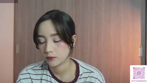 Sophie or Sof online show from April 2026 11:06:01 PM