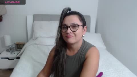 Sofa online show from January 2025 03:23:01 AM