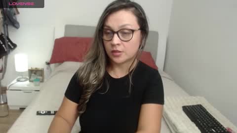 Sofa online show from February 2025 03:36:02 AM