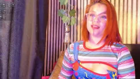 sophie_new25 online show from October 2025 04:51:01 PM